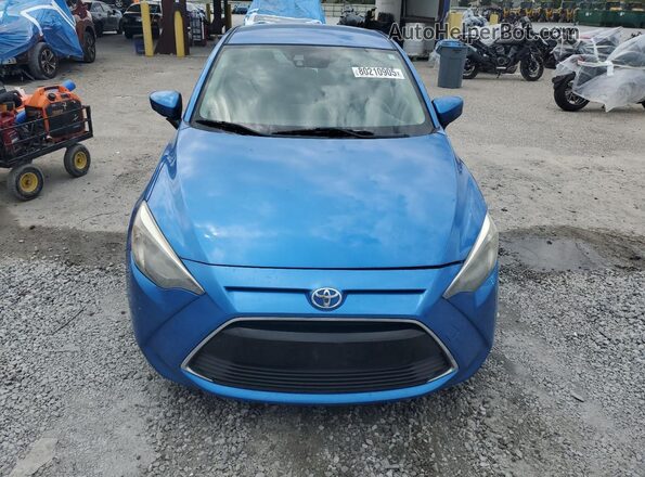 3MYDLBYV3JY314674 2018 TOYOTA YARIS Blue Vista frontal