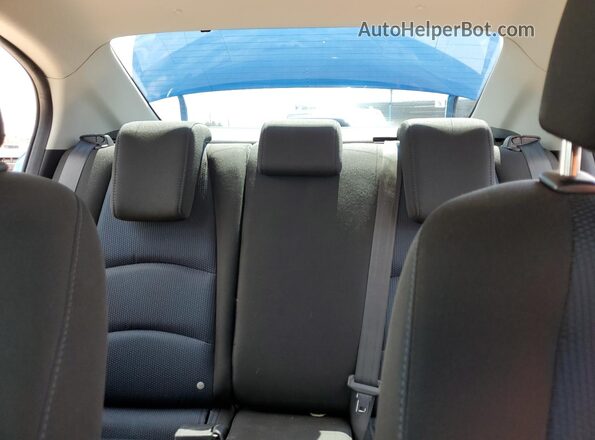 3MYDLBYV4JY324212 2018 TOYOTA YARIS Blue Вид задніх сидінь