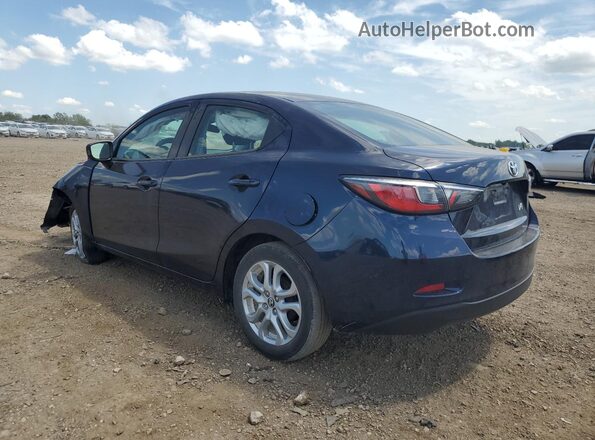 3MYDLBYV5JY332271 2018 TOYOTA YARIS Blue Trasero izquierdo