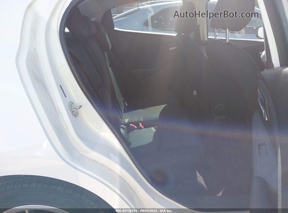 3MYDLBYV7HY161954 2017 TOYOTA YARIS IA White VIN კოდის სტიკერის ხედი