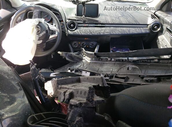 3MYDLBYV7JY329436 2018 TOYOTA YARIS Black Вид панелі приладів