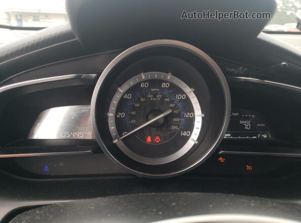 3MYDLBYVXJY304935 2018 TOYOTA YARIS Red Вид щитка приладів