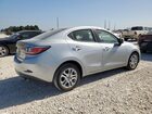 2018 Toyota Yaris Ia Silver vin: 3MYDLBYVXJY316678