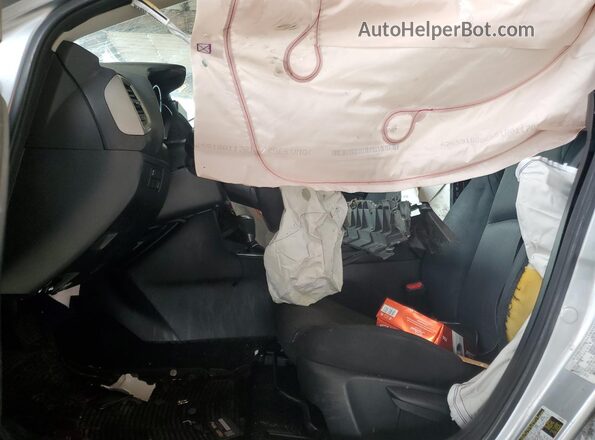 3MZBN1K77JM238112 2018 MAZDA 3 Silver Vista interior delantera
