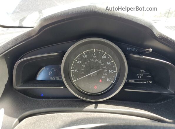 3MZBN1L33JM256540 2018 MAZDA 3 Charcoal ხელსაწყოთა პანელის ხედი