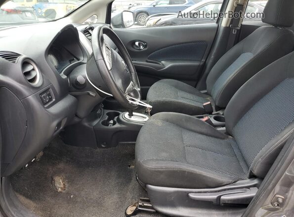 3N1CE2CP3JL352211 2018 NISSAN VERSA Gray Вид салону спереду