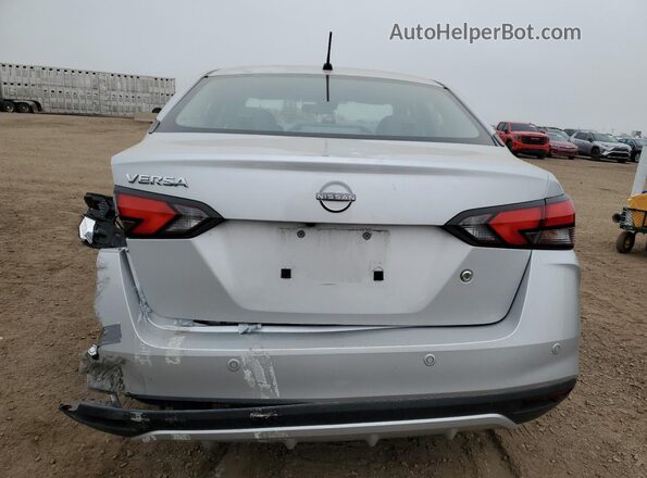 3N1CN8DV0PL810568 2023 NISSAN VERSA Серебряный Вид сзади