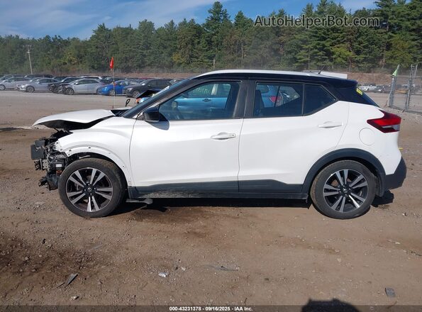 3N1CP5CU5JL527656 2018 NISSAN KICKS Белый 