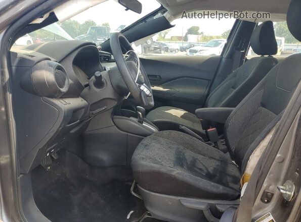 3N1CP5CU8JL521916 2018 NISSAN KICKS Gray წინა სალონის ხედი