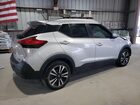 2018 Nissan Kicks S Silver vin: 3N1CP5CU9JL526817