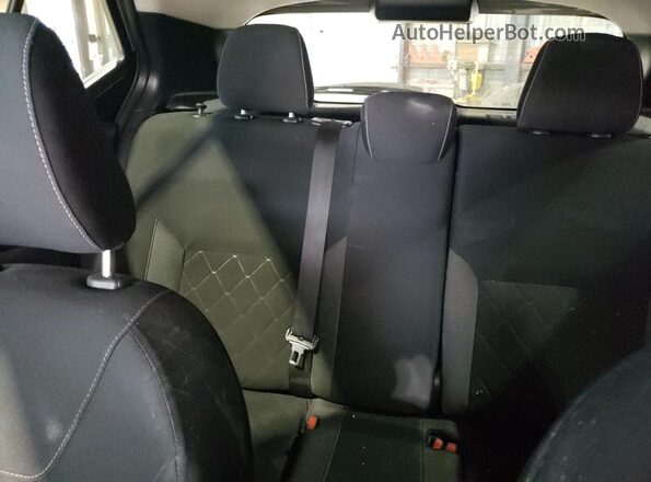 3N1CP5CU9JL526817 2018 NISSAN KICKS Silver Rear seats view