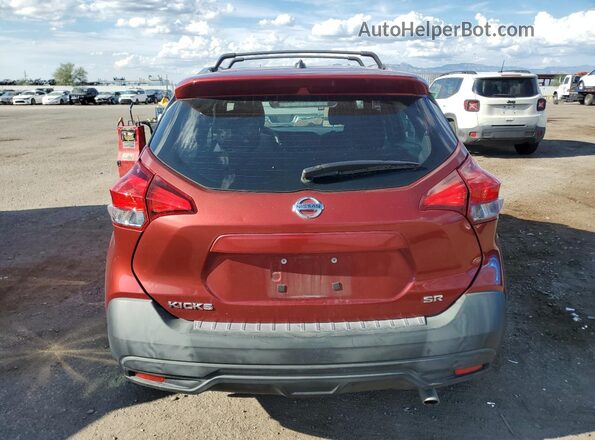 3N1CP5CUXJL511145 2018 NISSAN KICKS Red Widok z tyłu