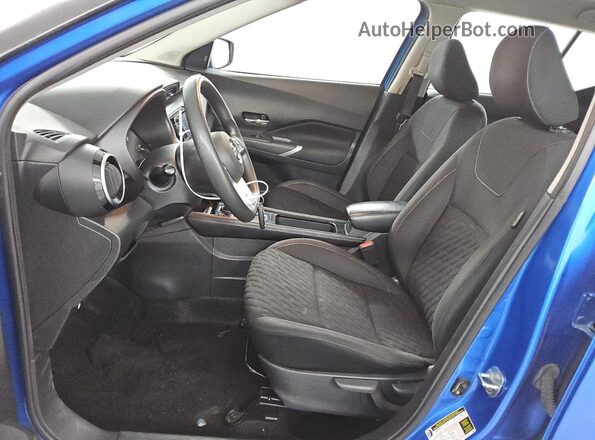 3N1CP5CV3ML518564 2021 NISSAN KICKS Blue Front interior view