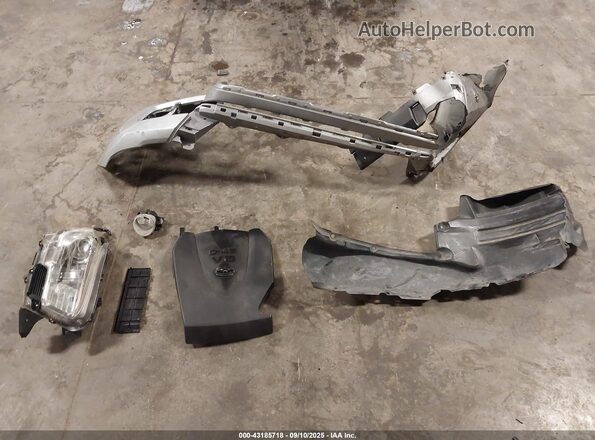 3TMCZ5AN8MM440562 2021 TOYOTA TACOMA Silver Widok zestawu wskaźników