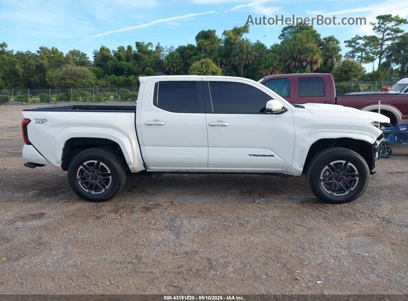 3TMLB5JN7SM129691 2025 TOYOTA TACOMA White Vista interior de 360 grados