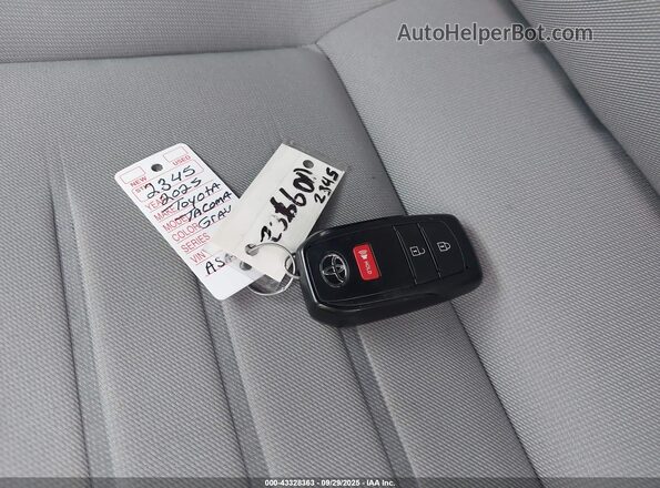 3TYLB5JN2ST081490 2025 TOYOTA TACOMA Gray Dashboard view