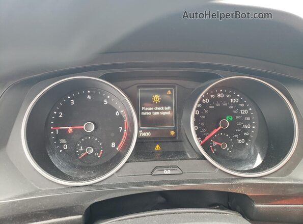 3VV0B7AX2JM017073 2018 VOLKSWAGEN TIGUAN Charcoal ხელსაწყოთა პანელის ხედი