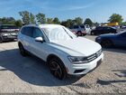 2018 Volkswagen Tiguan White vin: 3VV2B7AX2JM112127