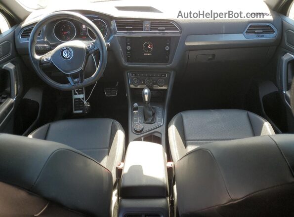 3VV2B7AX5LM177721 2020 VOLKSWAGEN TIGUAN Black წინა პანელის ხედი