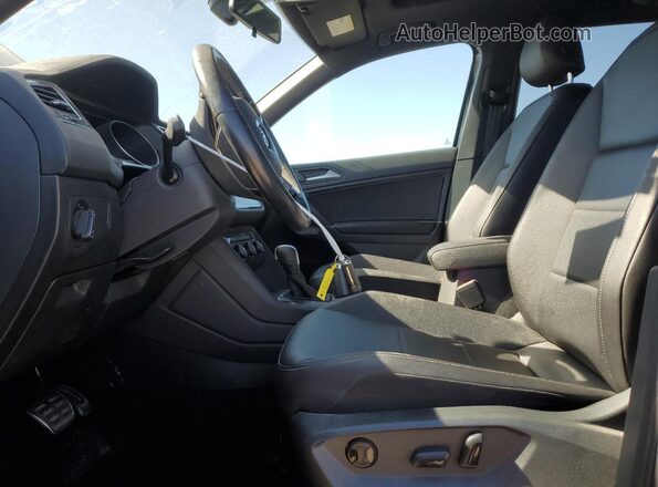 3VV2B7AX5LM177721 2020 VOLKSWAGEN TIGUAN Black წინა სალონის ხედი