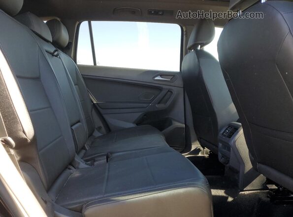 3VV2B7AX5LM177721 2020 VOLKSWAGEN TIGUAN Black უკანა სალონის ხედი