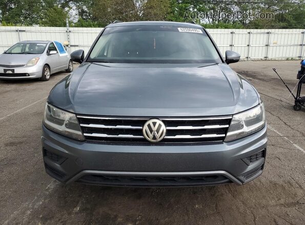 3VV3B7AX8JM103579 2018 VOLKSWAGEN TIGUAN Gray Вид спереду