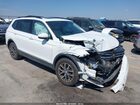 2021 Volkswagen Tiguan 2.0t Se/2.0t Se R-line Black/2.0t Sel White vin: 3VV3B7AXXMM089009