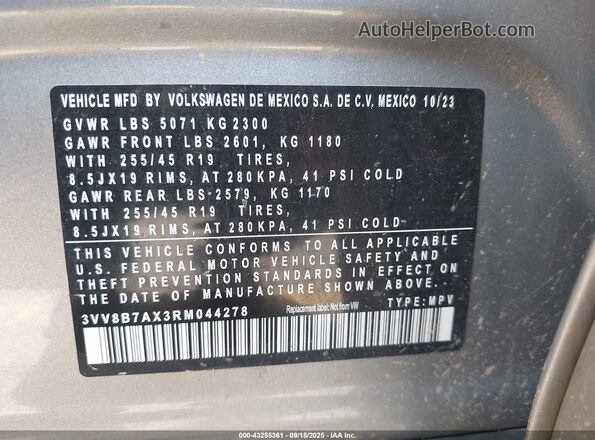 3VV8B7AX3RM044278 2024 VOLKSWAGEN TIGUAN Silver Engine compartment view