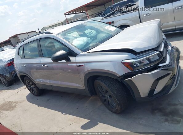 3VVCX7B28PM367186 2023 VOLKSWAGEN TAOS Silver Vista interior trasera