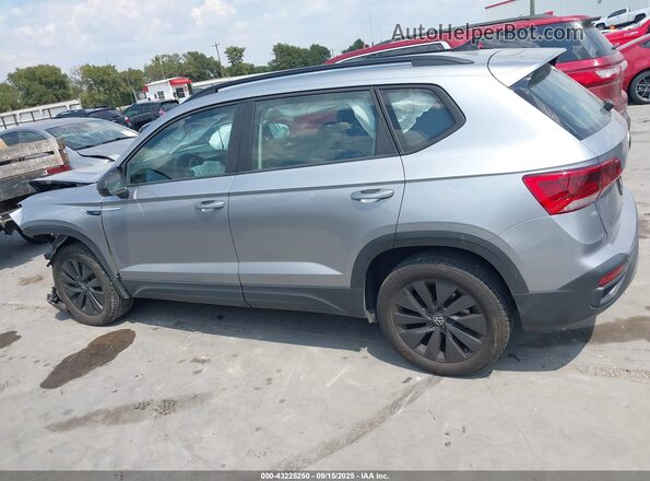 3VVCX7B28PM367186 2023 VOLKSWAGEN TAOS Silver Vista interior de 360 grados