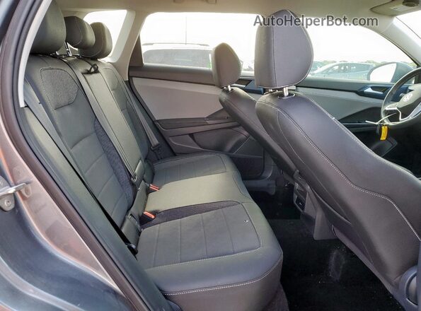 3VVSX7B24RM070320 2024 VOLKSWAGEN TAOS Gray უკანა სალონის ხედი
