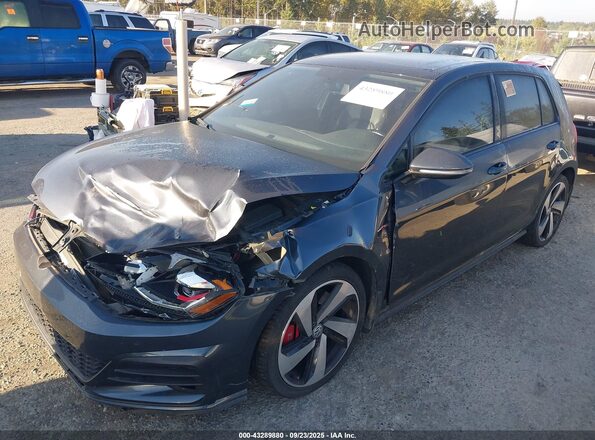 3VW447AUXJM252575 2018 VOLKSWAGEN GTI Gray Vista tres cuartos delantera izquierda