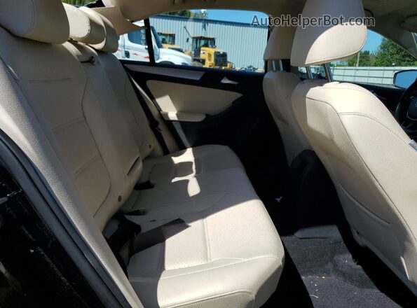 3VWDB7AJ4JM219454 2018 VOLKSWAGEN JETTA Black Հետևի նստատեղերի տեսք