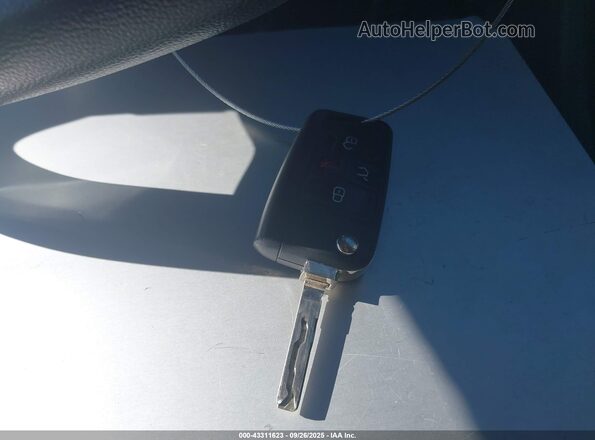 3VWN57BU0MM041793 2021 VOLKSWAGEN JETTA Silver Առջևի վահանակի տեսք