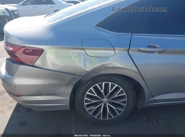 3VWN57BU0MM041793 2021 VOLKSWAGEN JETTA Silver Դիմացի տեսք