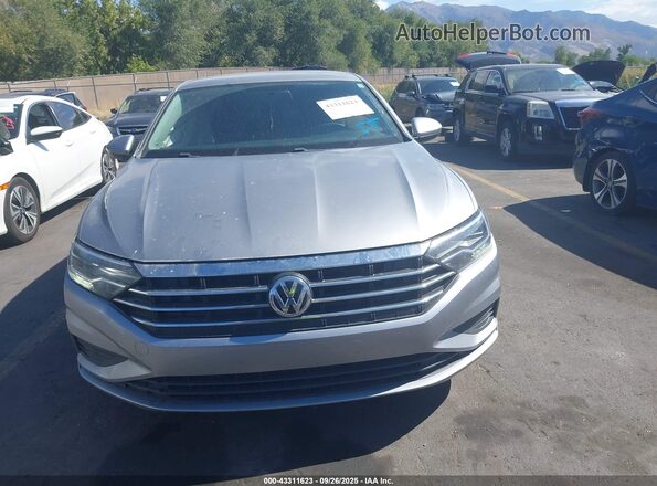 3VWN57BU0MM041793 2021 VOLKSWAGEN JETTA Silver Սարքավորումների վահանակի տեսք