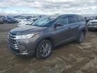 2018 Toyota Highlander Se Gray vin: 5TDJZRFH0JS882488