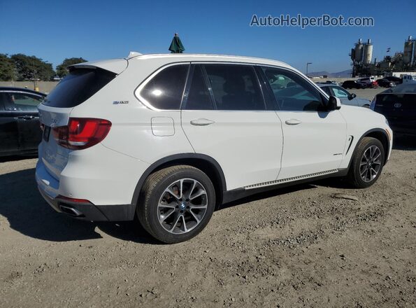 5UXKT0C50J0W01108 2018 BMW X5 White Front right