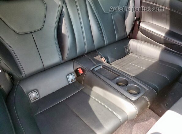 JN1CV7EK2JM200120 2018 INFINITI Q60 Black Вид задньої частини салону