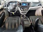 2018 Chrysler Pacifica Touring L Black vin: 2C4RC1BG2JR120890