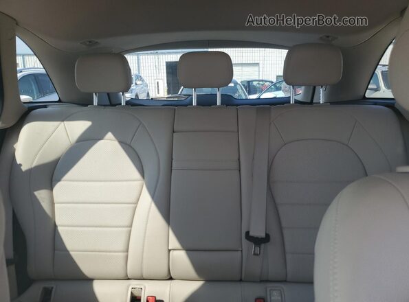 WDC0G4JB3GF006105 2016 MERCEDES-BENZ GLC-CLASS Красный Вид задней части салона