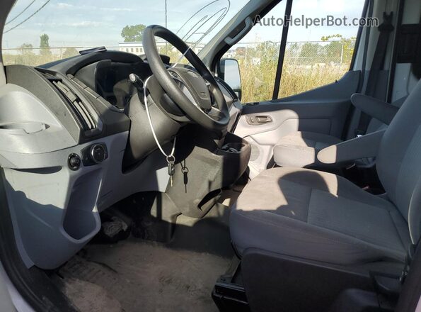 1FTYR2CG3JKB26615 2018 FORD TRANSIT White Dashboard view