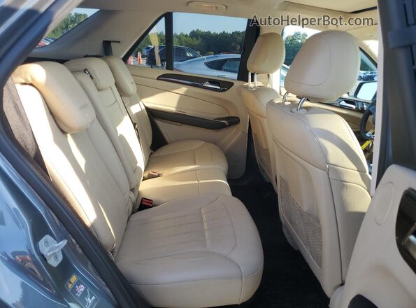 4JGDA5HB4JB019816 2018 MERCEDES-BENZ GLE Gray Widok wnętrza z tyłu