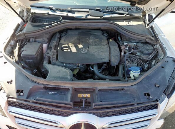 4JGDA5JB0JB027051 2018 MERCEDES-BENZ GLE Белый Вид задней части салона