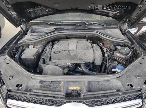 4JGDA5JB1JB188413 2018 MERCEDES-BENZ GLE Black Widok komory silnika
