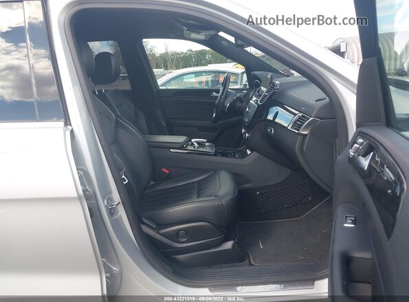 4JGDF6EE2JB177917 2018 MERCEDES-BENZ GLS 450 Silver Widok wnętrza z przodu