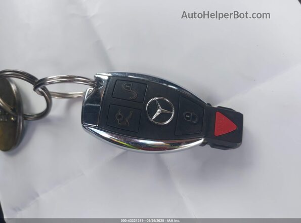 4JGDF6EE2JB177917 2018 MERCEDES-BENZ GLS 450 Silver Widok deski rozdzielczej