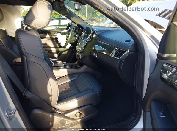 4JGDF6EE9KB219341 2019 MERCEDES-BENZ GLS 450 Silver Front interior view