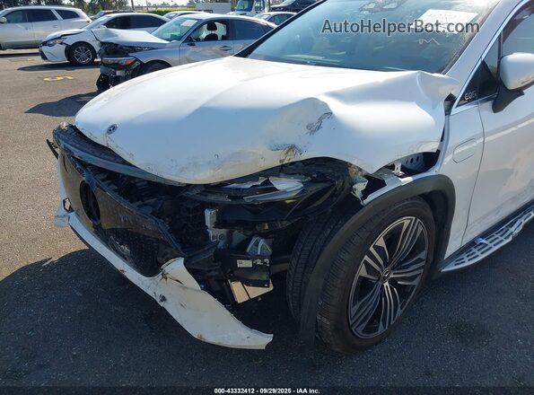 4JGDM2DB3PA005982 2023 MERCEDES-BENZ EQS 450+ SUV White Widok z przodu