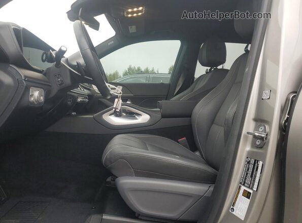 4JGFF5KE2LA128085 2020 MERCEDES-BENZ GLS Серебряный Вид салона спереди